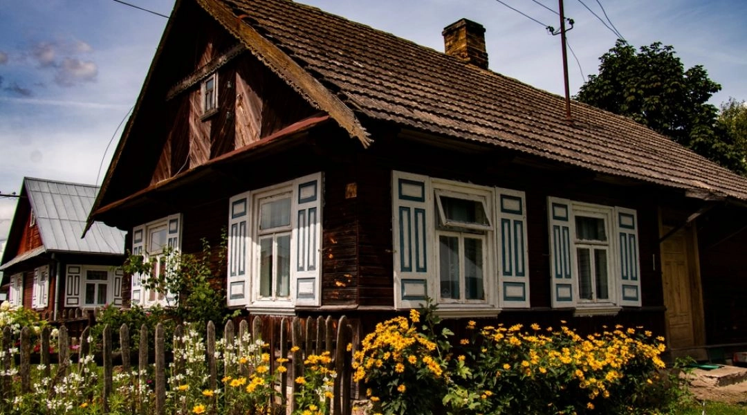 Kraina otwartych okiennic na Podlasiu