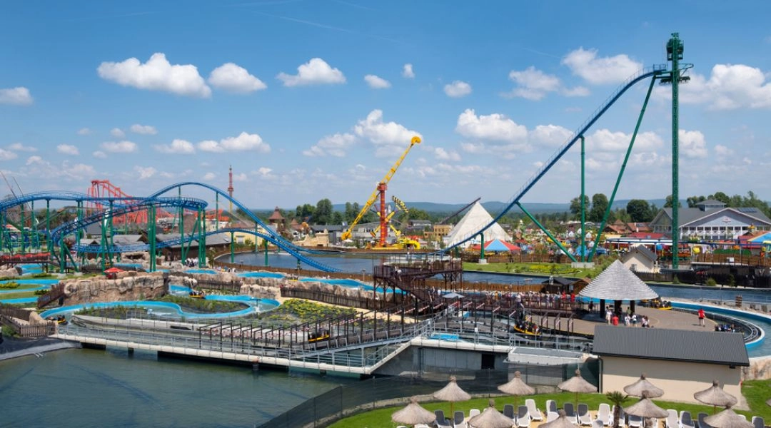 Energylandia w Zatorze, rollercoastery i rodzinne atrakcje w parku rozrywki