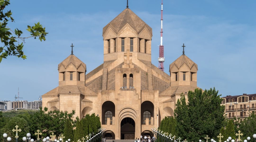 Katedra św. Grzegorza Oświeciciela w Erywaniu, największy kościół Armenii