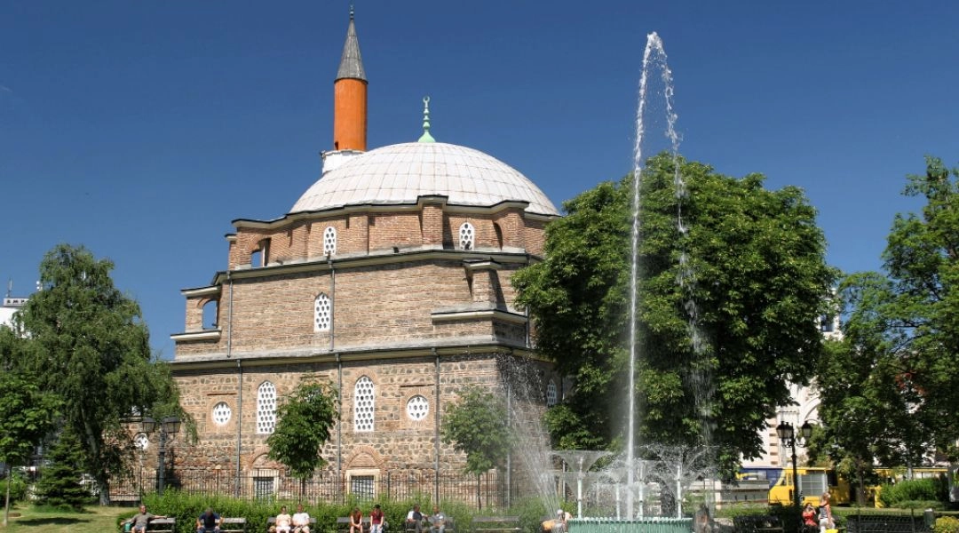 Meczet Bania Baszni Dżamija w Sofii przy dawnych źródłach termalnych