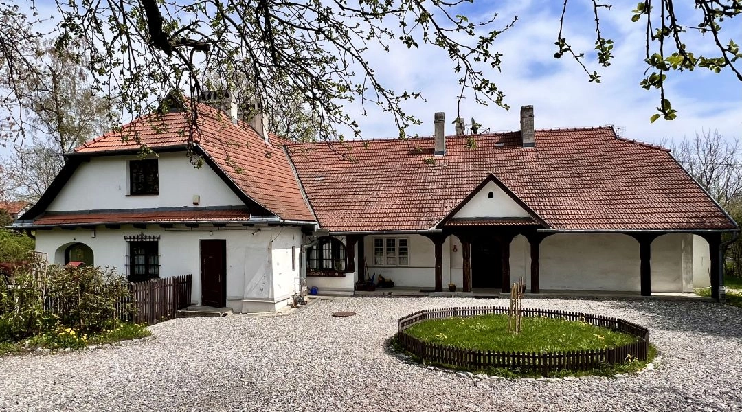 Rydlówka w Krakowie, zabytkowy dworek w Bronowicach Małych związany z Lucjanem Rydlem i dramatem Wesele.
