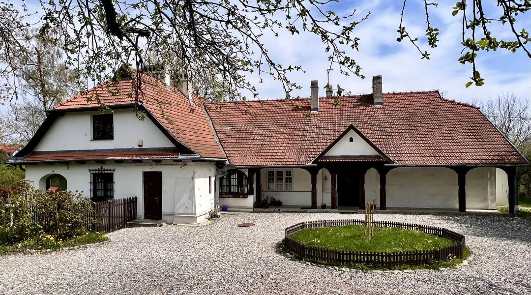 Rydlówka w Krakowie, zabytkowy dworek w Bronowicach Małych związany z Lucjanem Rydlem i dramatem Wesele.