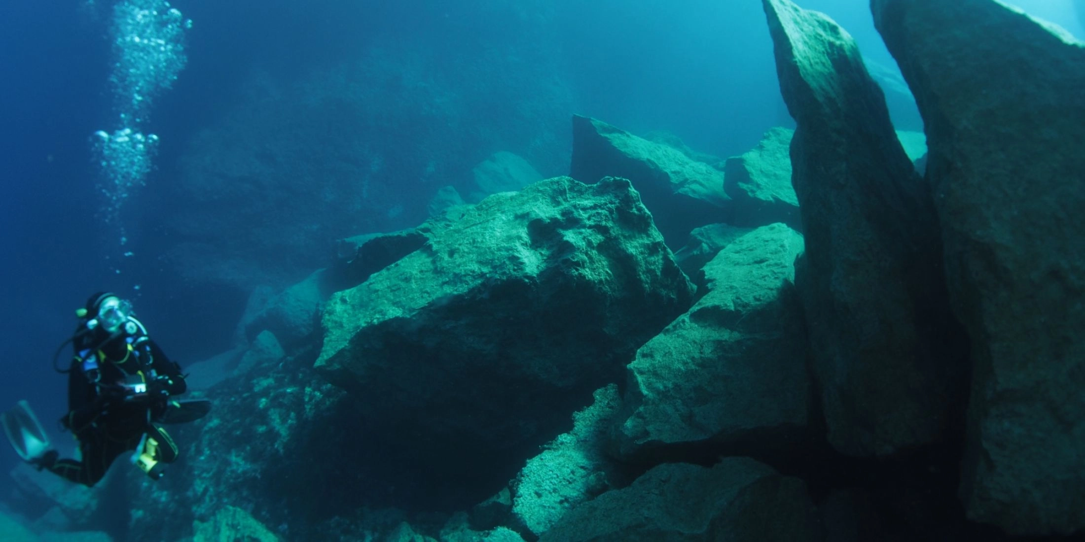 Azure Window najgorętszym miejscem do nurkowania na Morzu Śródziemnym