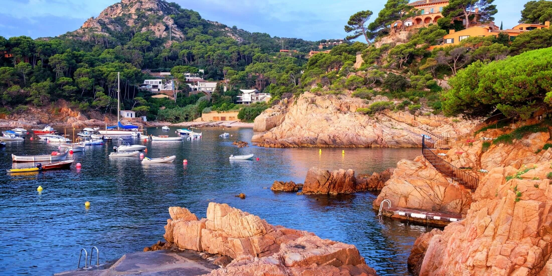 Costa Brava poza kurortami. Najpiękniejsze miejsca, które warto zobaczyć
