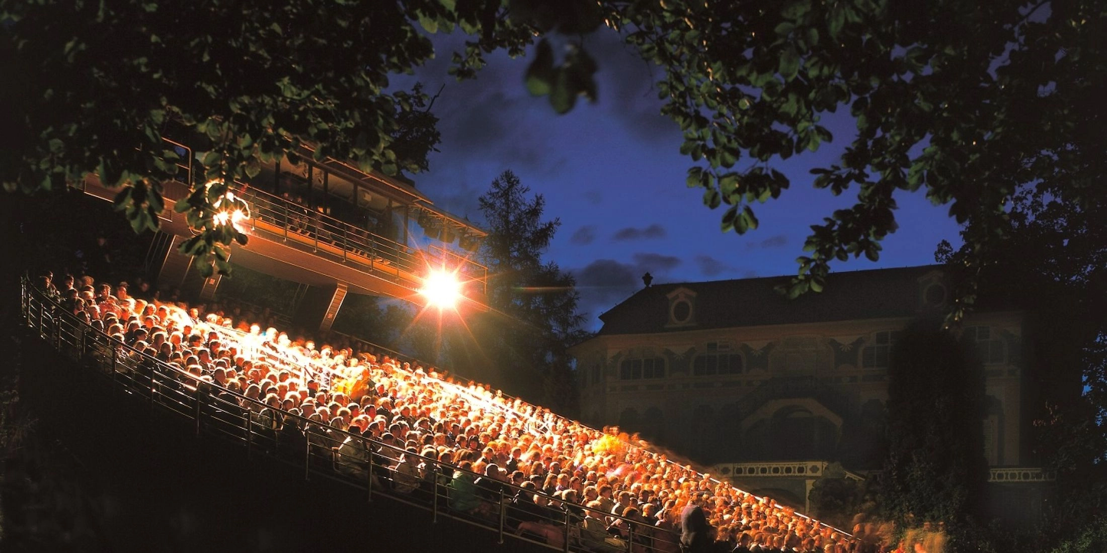 Czeski Krumlov teatr w ogrodach zamkowych