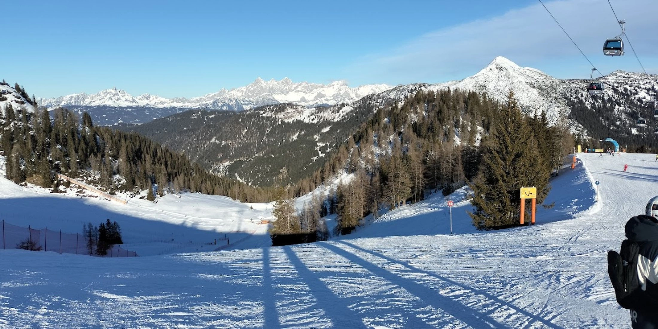 Salzburger Sportwelt to centralny region Ski Amade, największego obszaru narciarskiego Austrii.