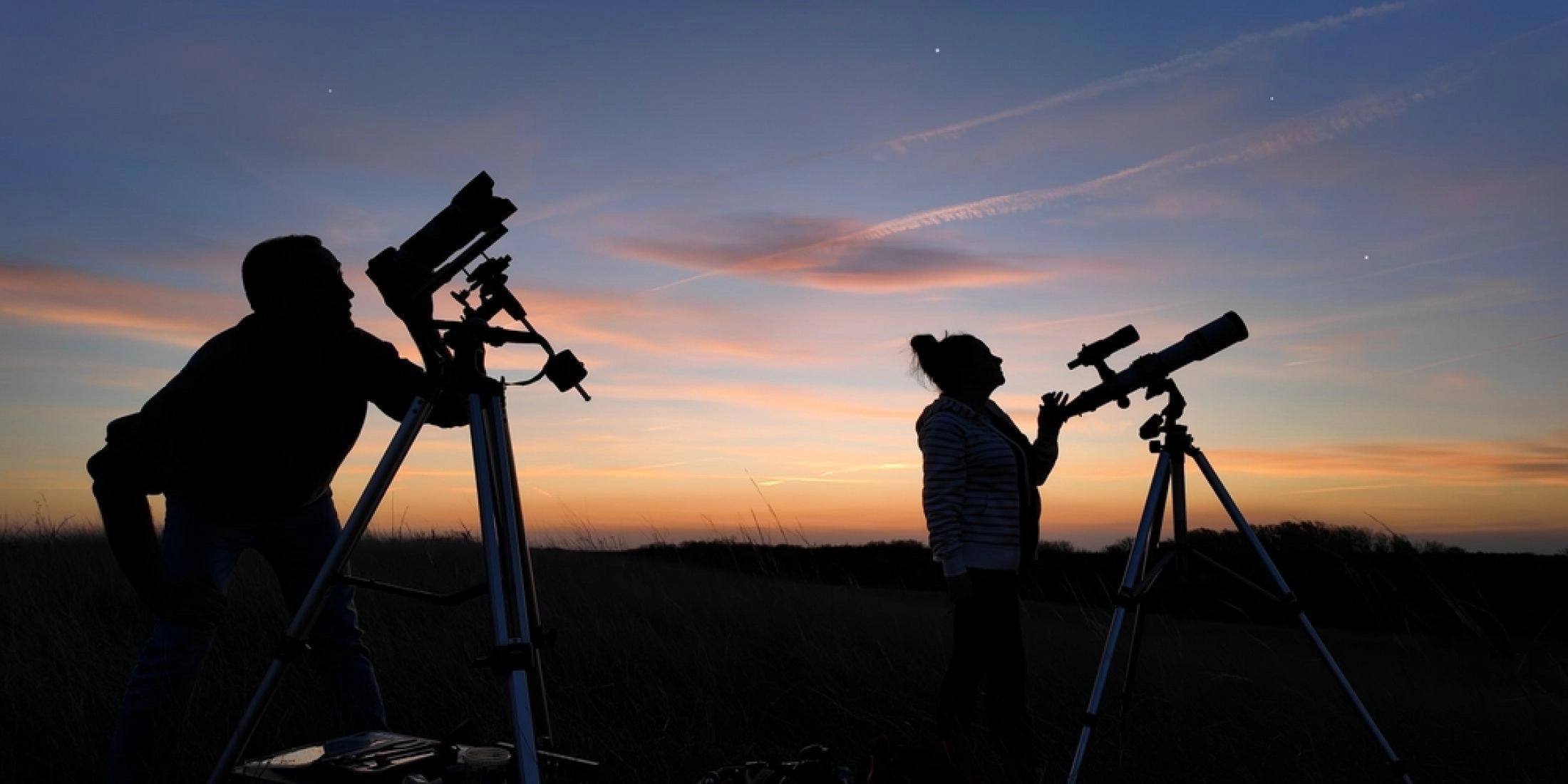 Obserwacja zjawisk astronomicznych na koniec lata