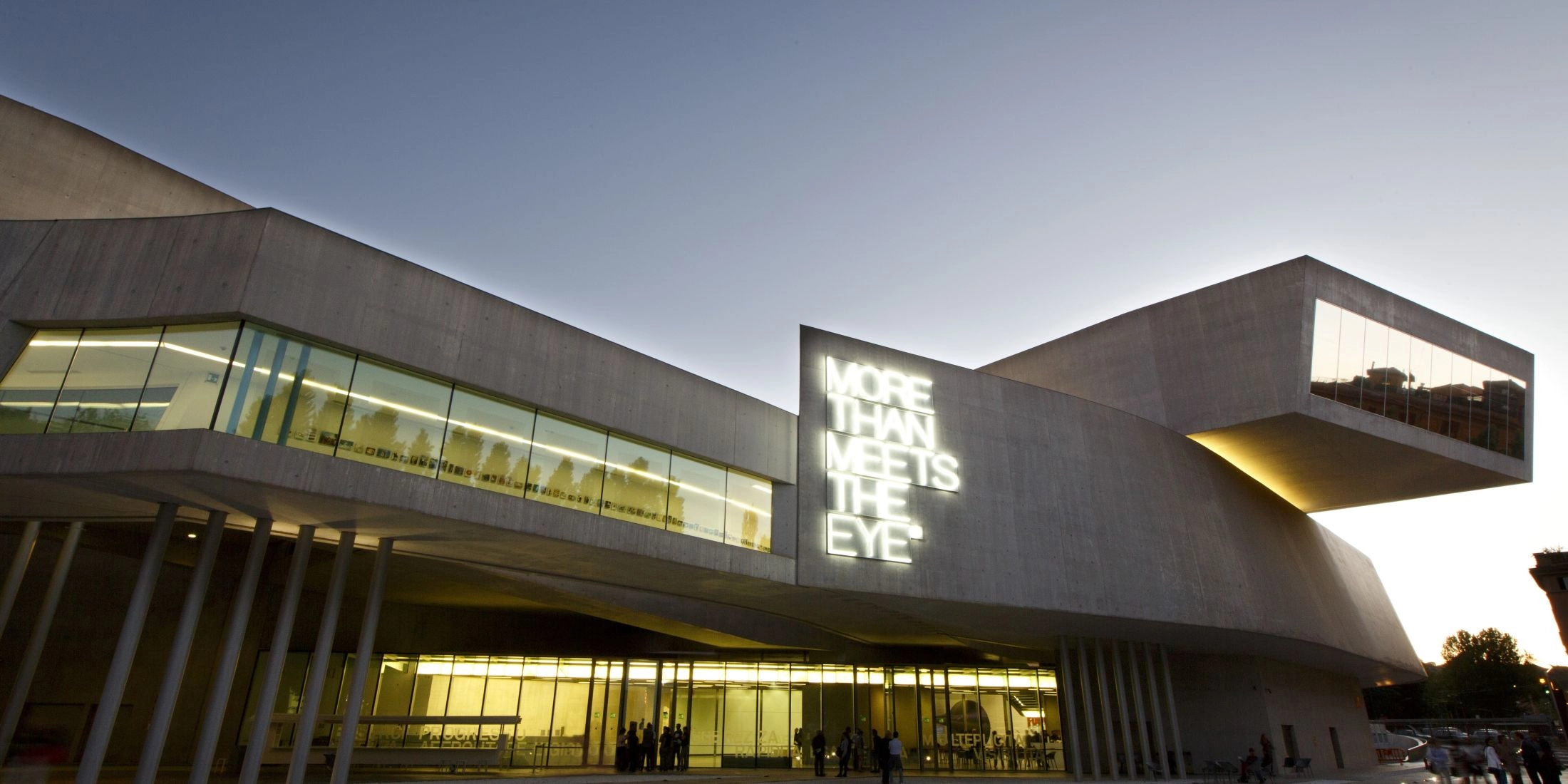 Muzeum MAXXI w Rzymie to maksymalne zauroczenie. Trzeba je zobaczyć choć raz w życiu.