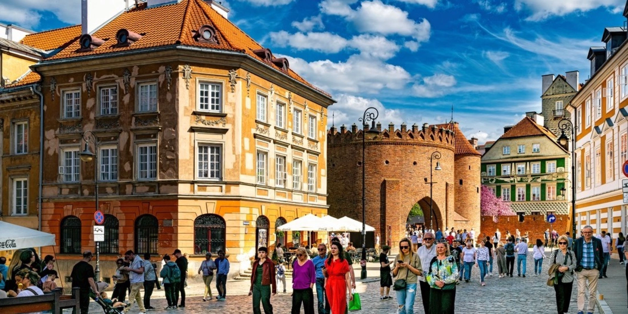 Spacer po Starym Mieście w Warszawie w okresie wielkanocnym.