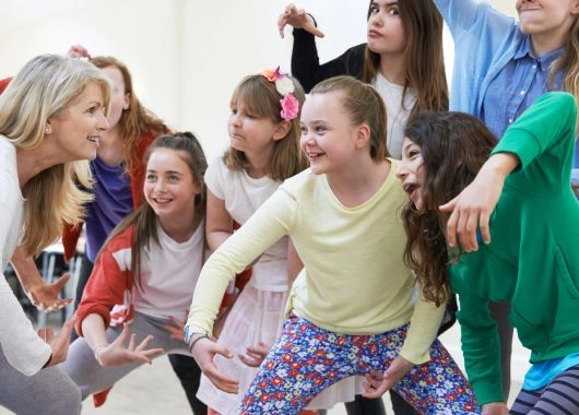Zajęcia teatralne i taneczne podczas ferii zimowych