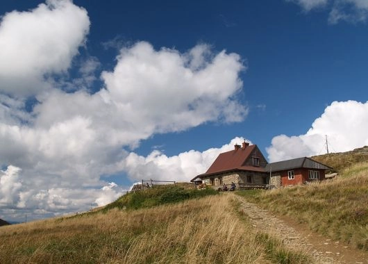 Chatka Puchatka schronisko Bieszczady