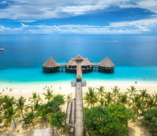 Zanzibar to miejsce, w którym afrykańskie tradycje spotykają się z arabskimi i indyjskimi wpływami, co widoczne jest w architekturze, kuchni i sztuce. Fot. Shutterstock