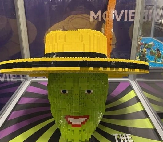 Maska z Lego