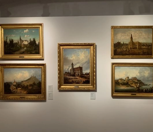 Malarstwo i wnętrza Pałacu Biskupów Krakowskich zimą