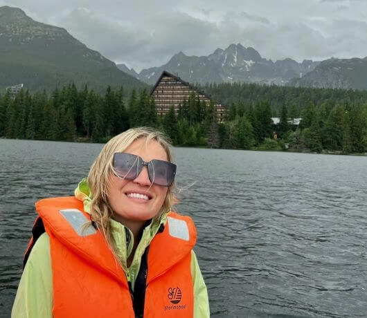 Łódki na Szczyrbskim Plesie i relaks w termach  to punkt obowiązkowy w Tatrach Wysokich. Fot. Agnieszka Kaszuba