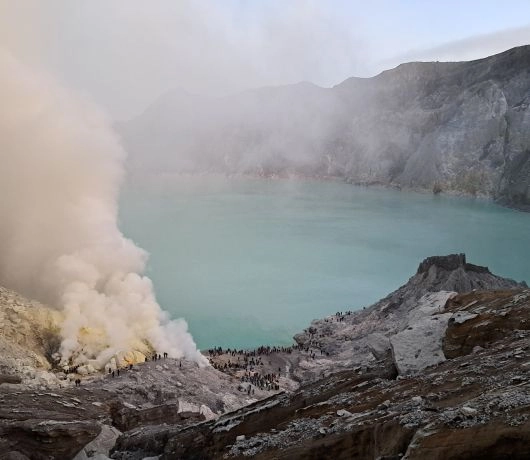 Krater wulkanu w Indonezji