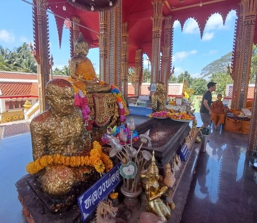 Pływający targ Damnoen Saduak