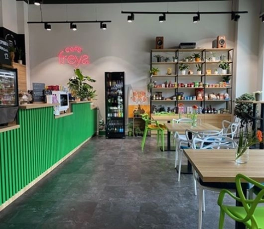 Freya Cafe & Deli oraz Probiernia Wódek - nowe miejsca w Centrum Praskim Koneser.