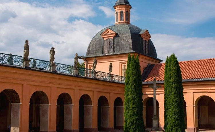 Mazury poza sezonem święta lipka