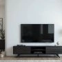 Wnętrze salonu ze sprzętem rtv