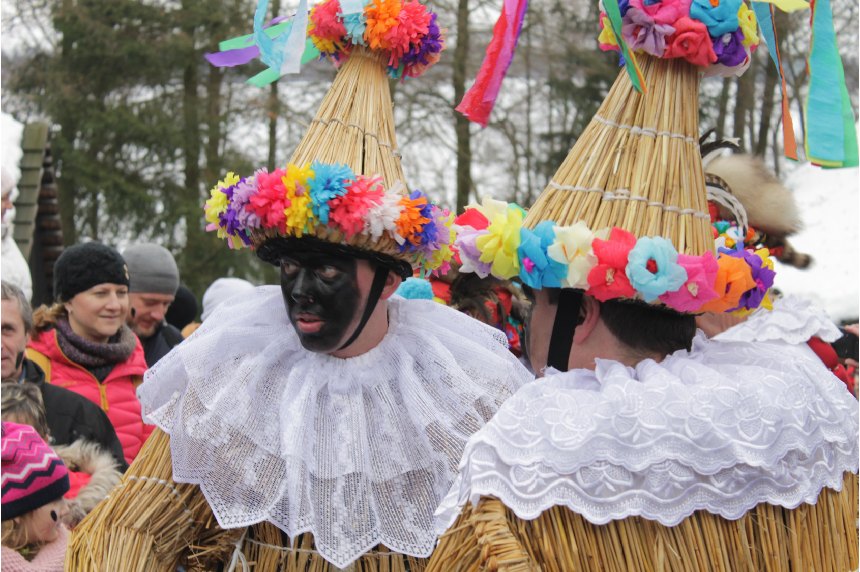 Masopustowy taniec w tradycyjnych strojach ludowych, Veselý Kopec