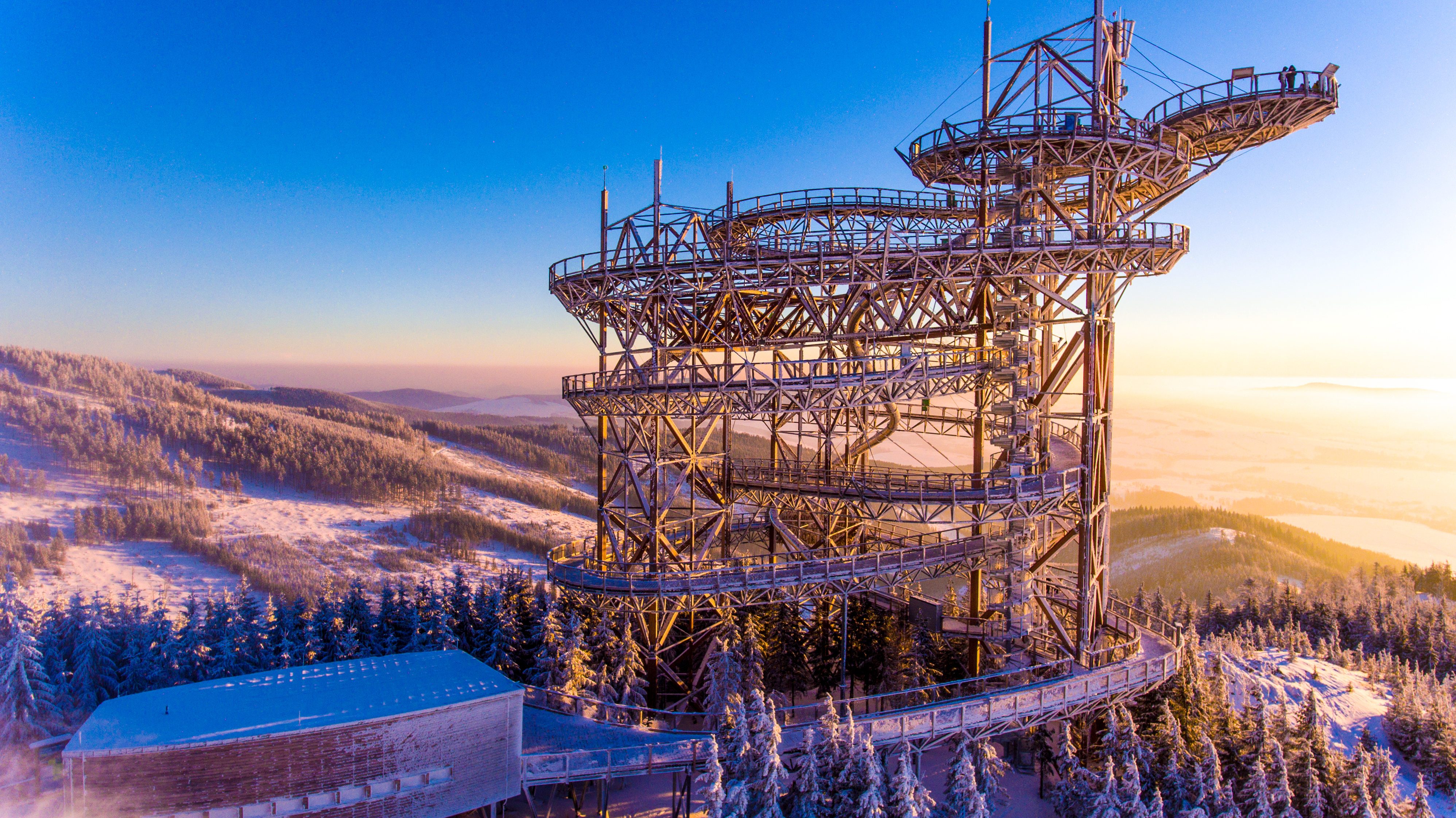 Spacer W Oblokach Niesamowita Atrakcja Na Slowacji I W Czechach Werandaweekend Pl