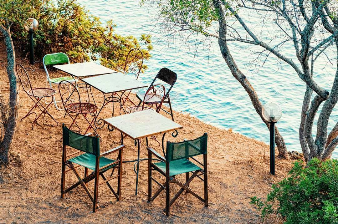 Sardynia atrakcje kawiarnia Costa Smeralda