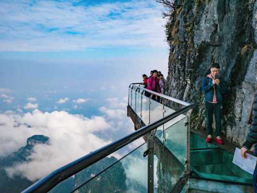 Chiny Mrozace W Zylach Wejscia Na Gore Tianmen Werandaweekend Pl