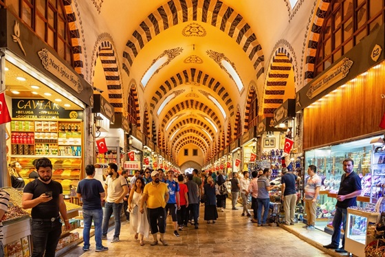 Wielki Bazar w Stambule w Turcji.