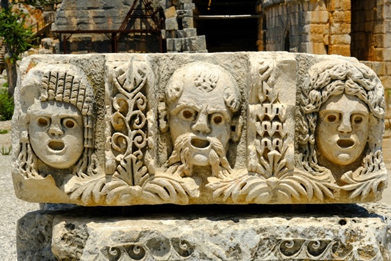 Fragment sarkofagu w Mirze w Turcji.