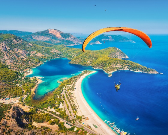 Paragliding
