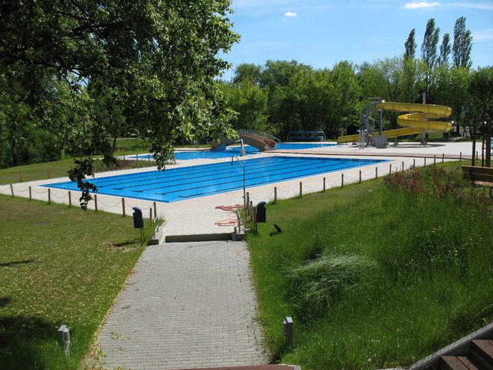 Basen Szczęśliwice