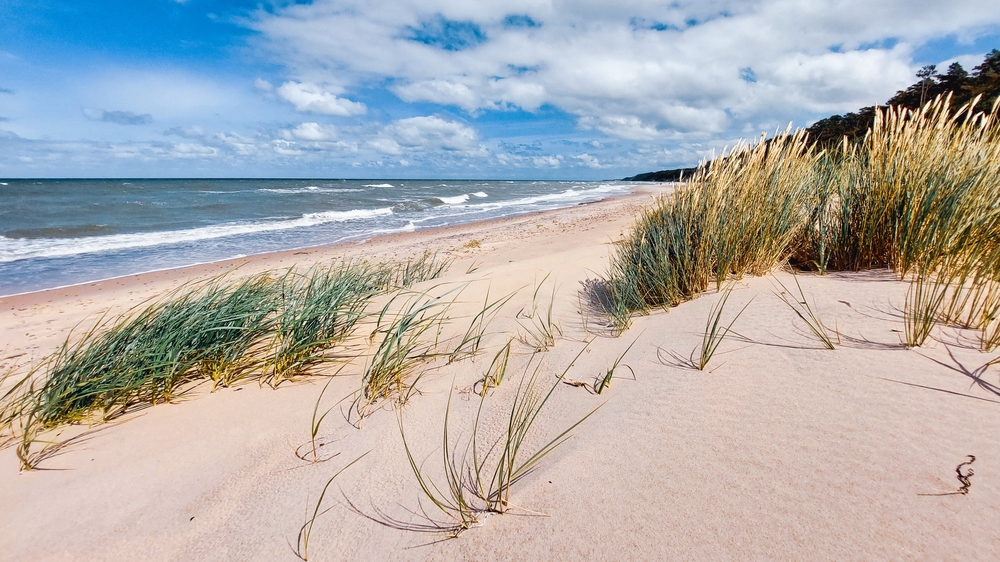 Bałtyk po sezonie plaża Poddąbie
