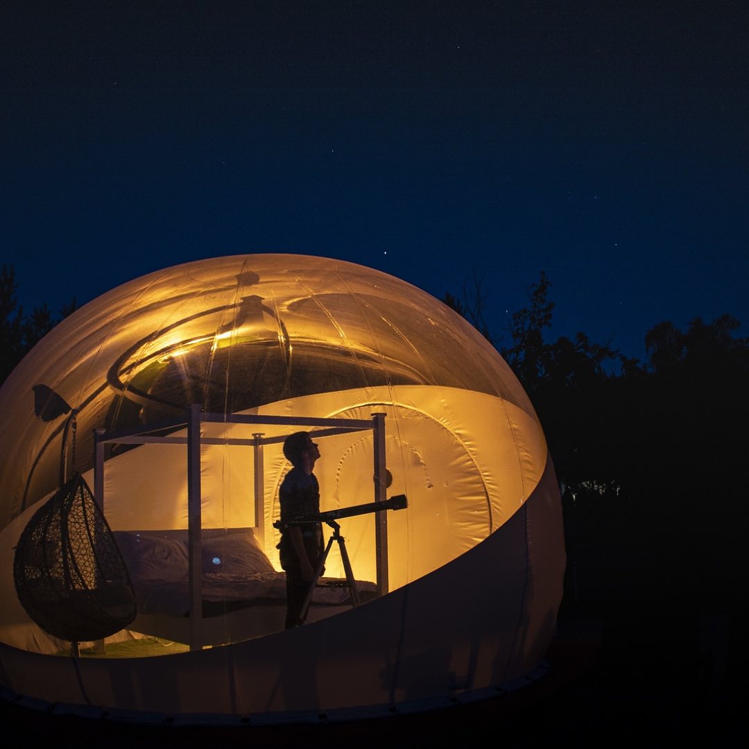 Glampingi w Polsce do oglądania gwiazd - W Bańce, Łódź
